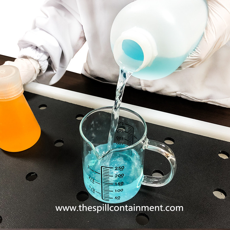 Tabletop Chemical Spill Containment Tray