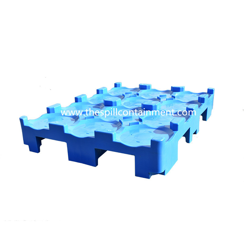 5 Gallon Cans Water Plastic Pallet